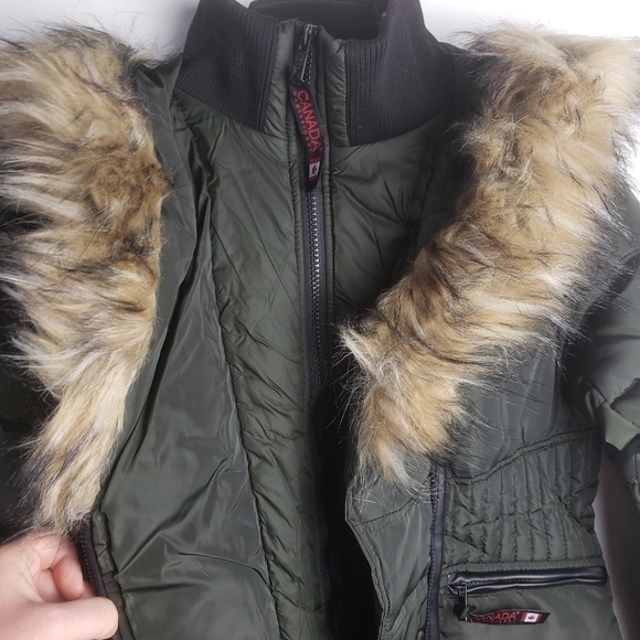 NEW! CANADA WEATHER GEAR Big Girls' Insulated Parka Large 14-16. - Picture 3 of 6